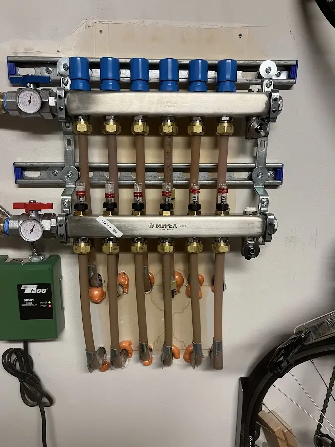 Plumber performing Leak Detection at a residential property in Alafaya